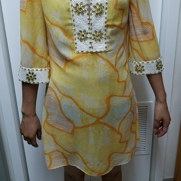Tunic - Picture 2 of 4